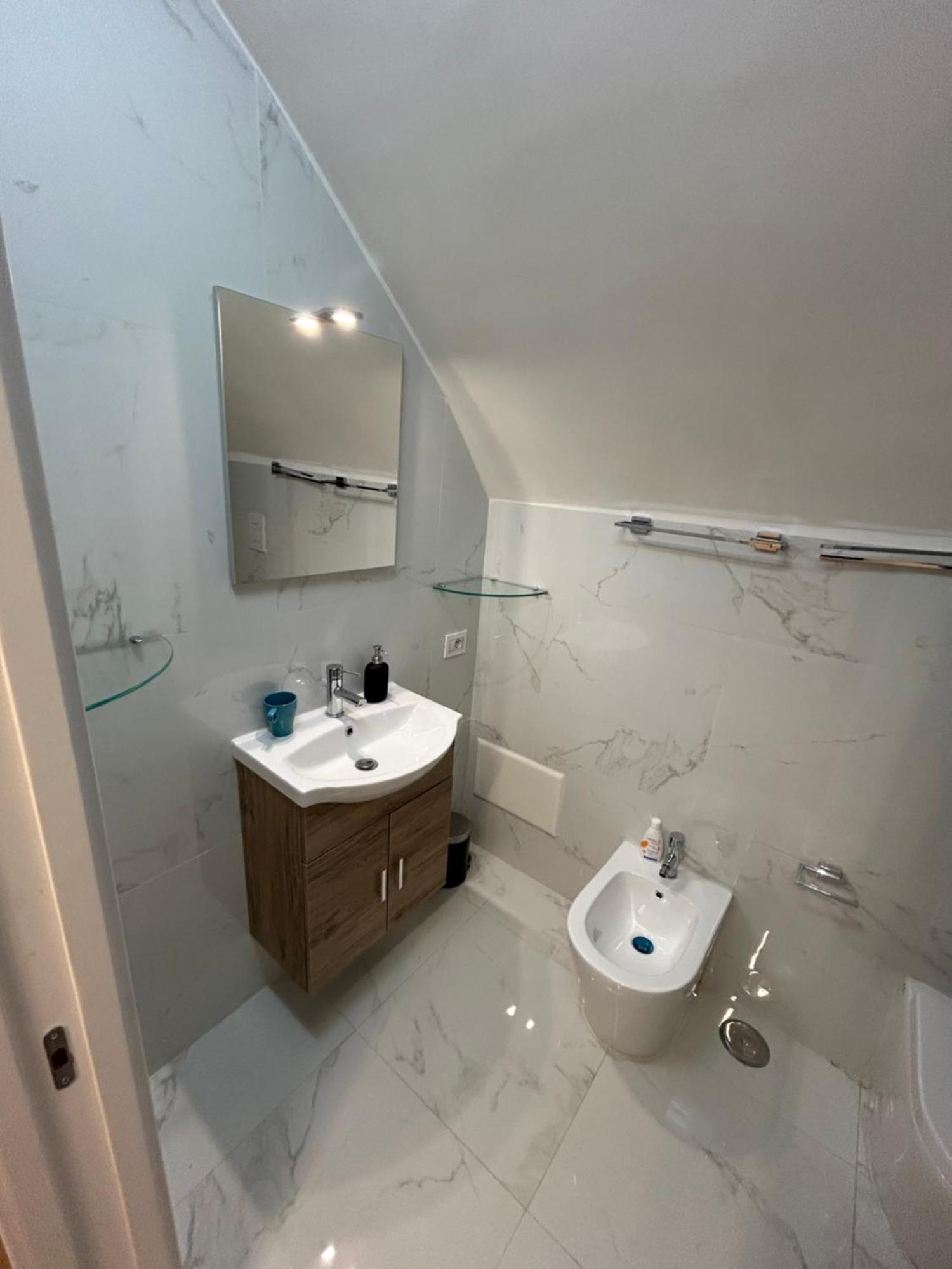 Brother'S 50 Lägenhet Neapel Exteriör bild