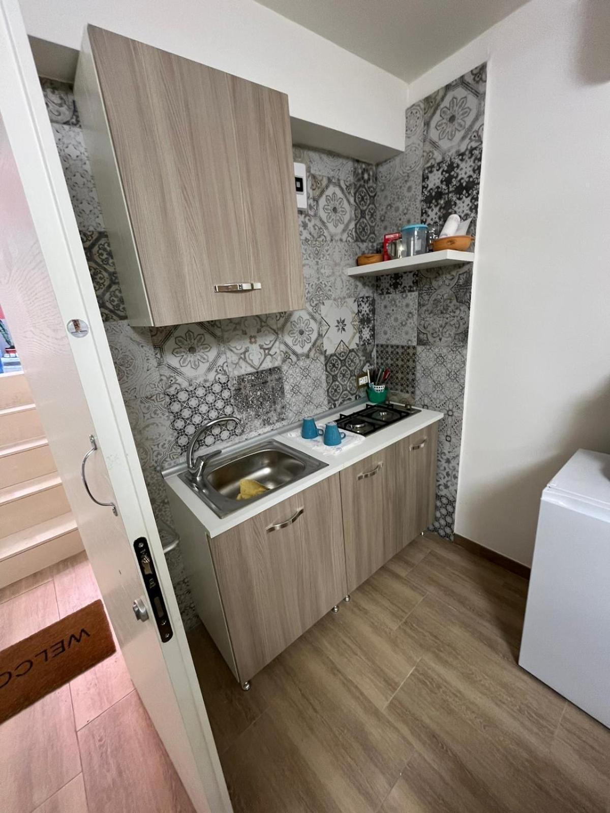 Brother'S 50 Lägenhet Neapel Exteriör bild